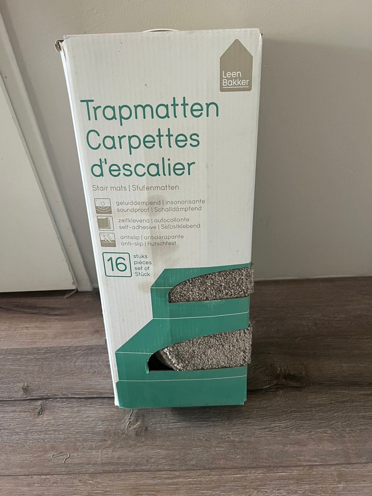 Trapmatten, Ophalen, Beige, Zo goed als nieuw, Minder dan 10 m²