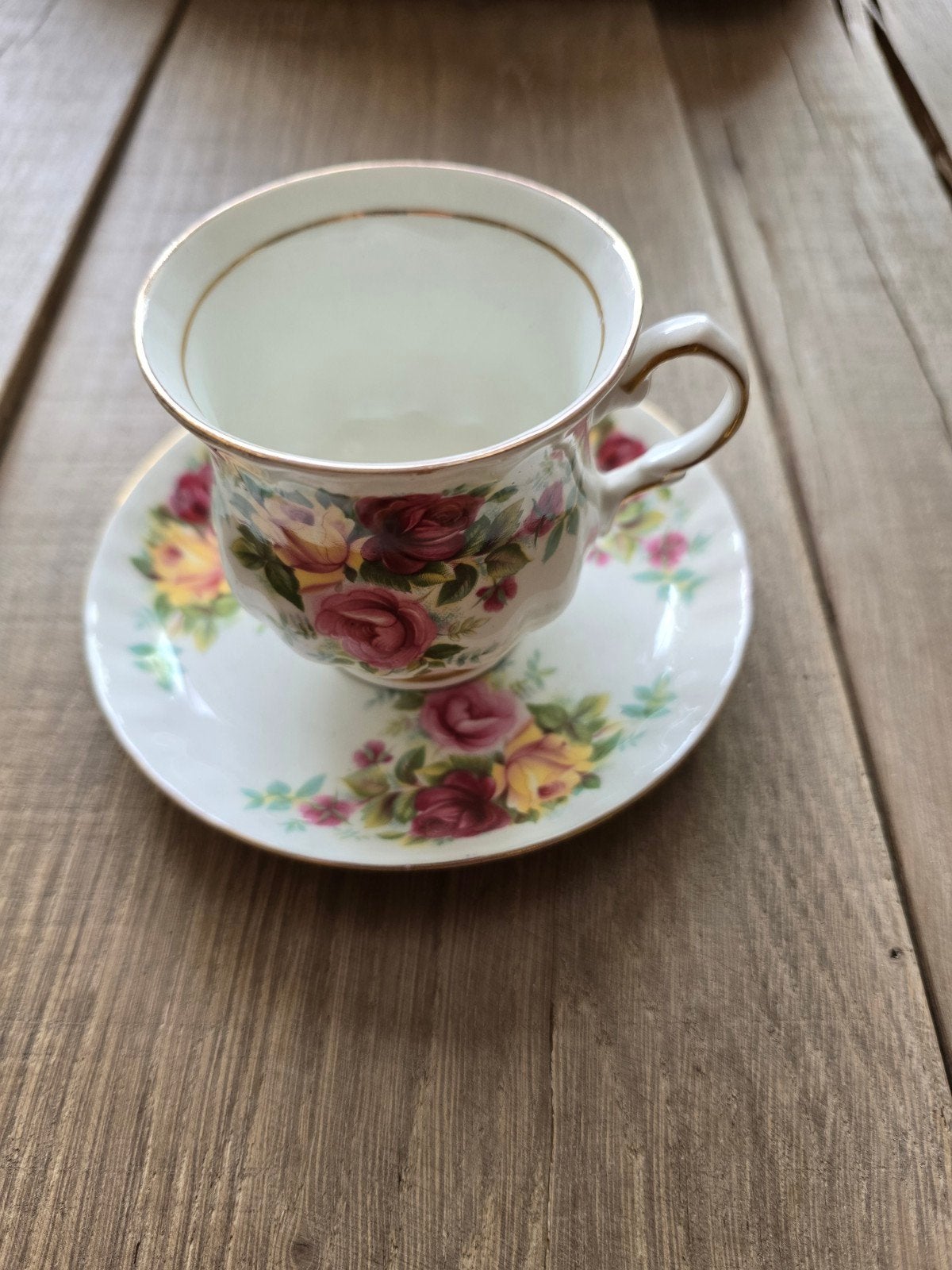 Balmoral Castle Bone China Kop en Schotel - Rozen, Ophalen of Verzenden