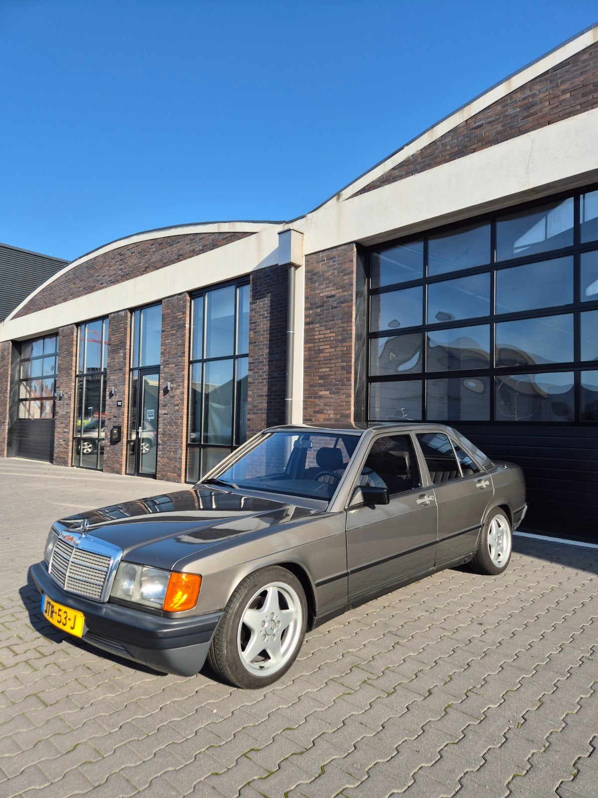 Mercedes 190E W201 2.0 Oldtimer 2e eigenaar Automaat, Auto's, Oldtimers, Automaat, 122 pk, Particulier, Sedan