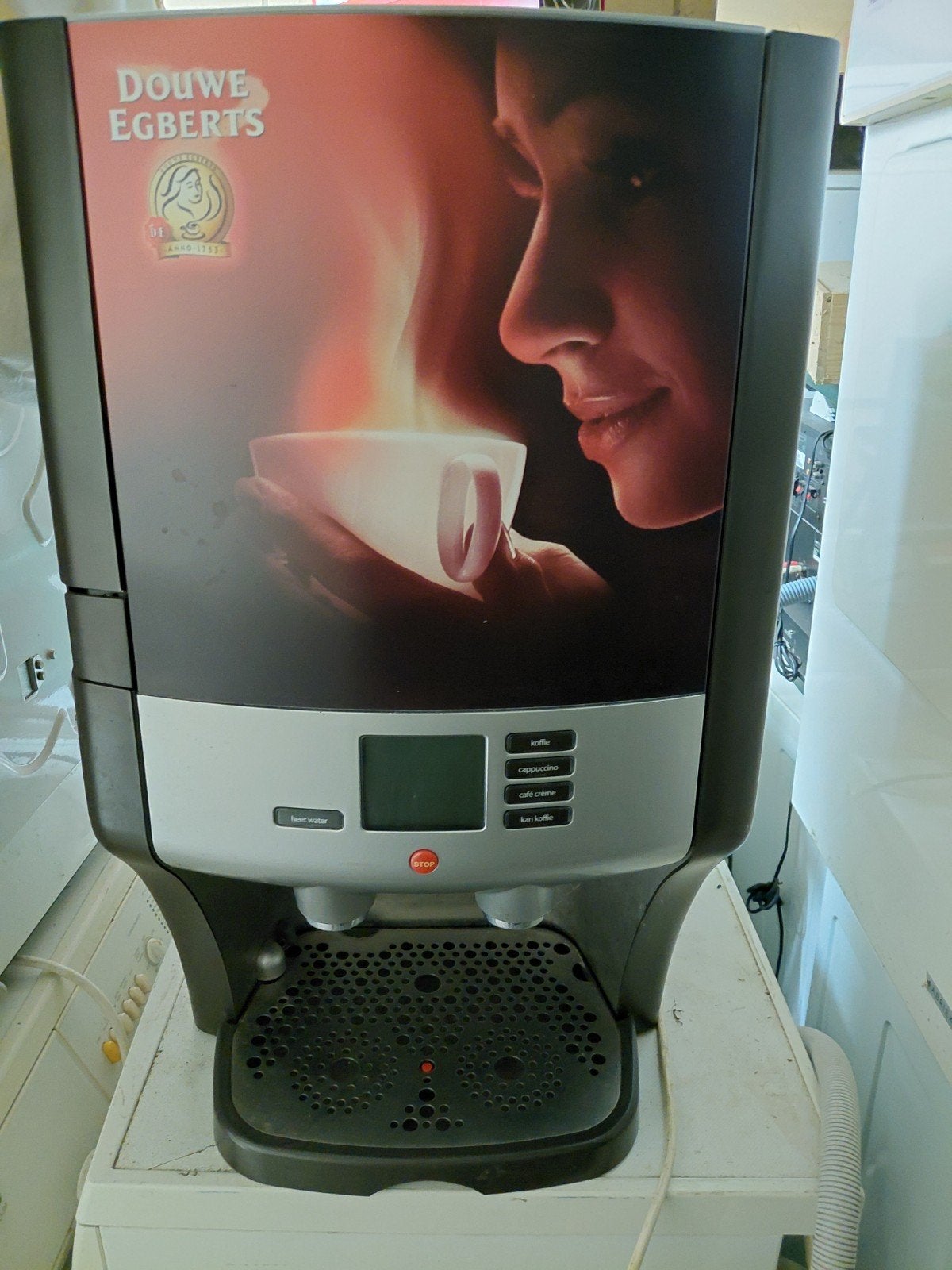 koffie automaat. douwe egberts, 10 kopjes of meer, Ophalen, Koffiemachine