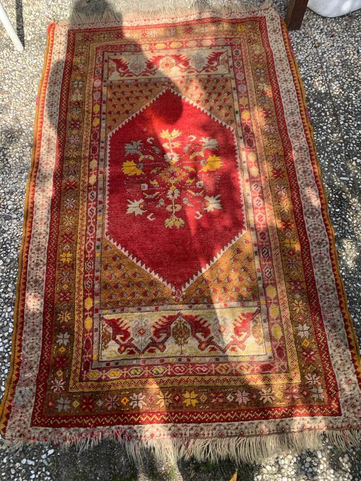 Perzisch tapijt oker geel 100x160cm met onregelmatige franj, Ophalen, Gebruikt, 100 tot 150 cm, Geel