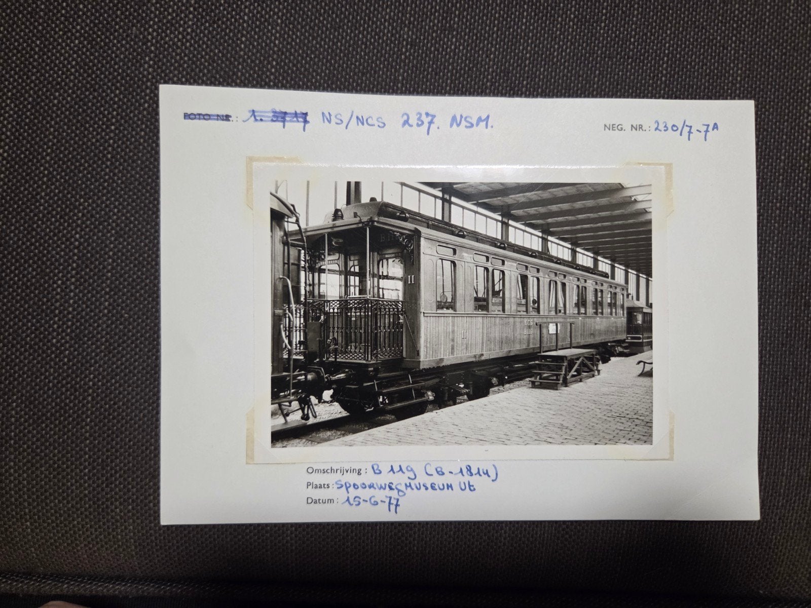 Historische foto trein B 119 Spoorwegmuseum 1977, Ophalen of Verzenden, Gebruikt, Trein, Kaart of Prent