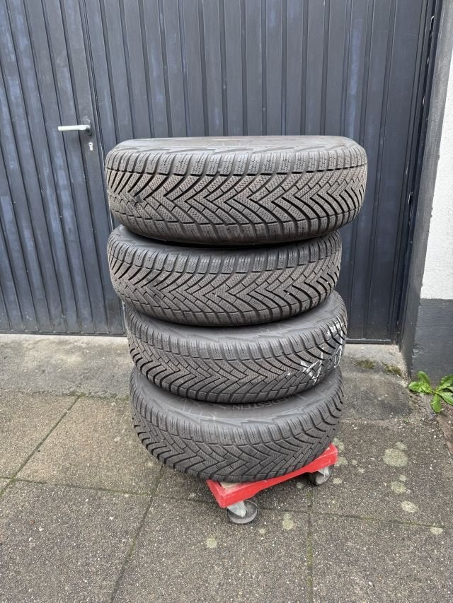 Vredestein Winterbanden 16 inch, Ophalen, Overige, 15 inch, Banden en Velgen