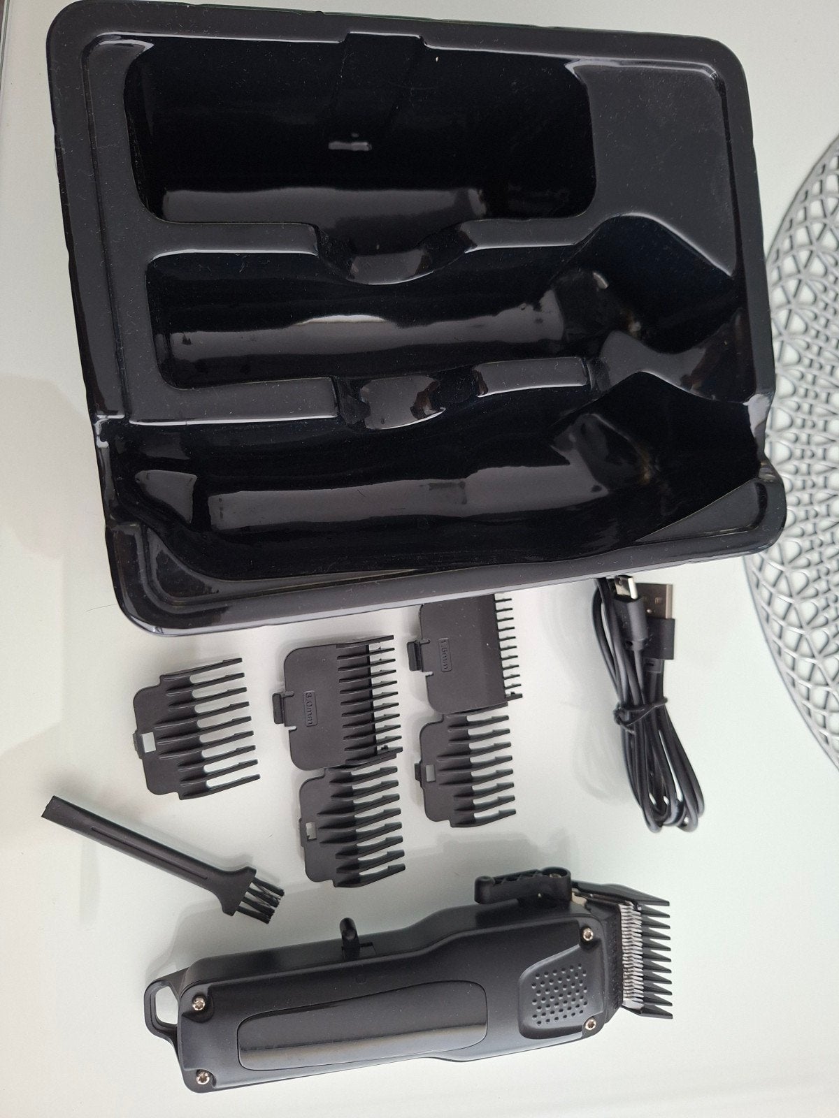 Nieuwe Haartrimmer/Tondeuse met opzetstukken en USB-kabel, Ophalen of Verzenden