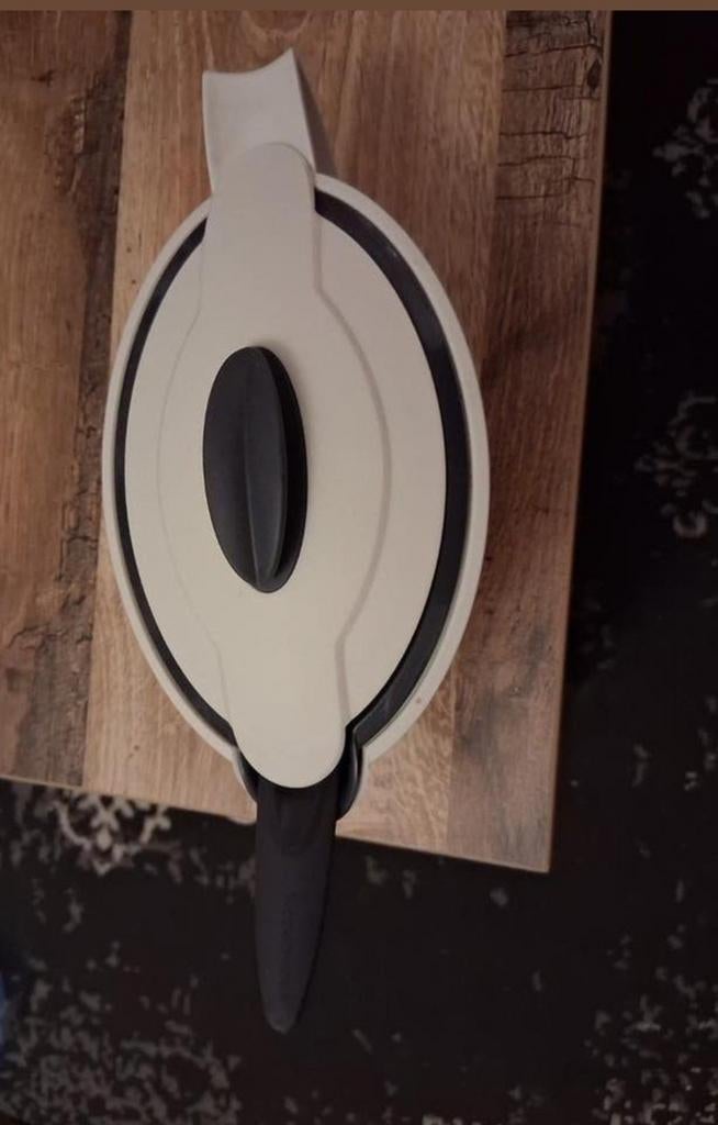 Tupperware sauskommetje met lepel (nieuw), Huis en Inrichting, Keuken | Tupperware, Ophalen of Verzenden, Nieuw