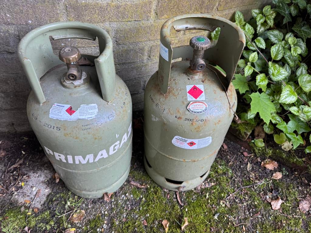 Lege oude gasflessen 2x, Tuin en Terras, Tuinhaarden, Ophalen, Gebruikt