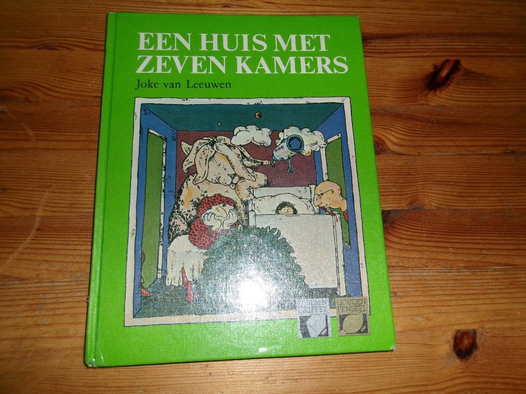 Een huis met zeven kamers - Joke van Leeuwen, Ophalen of Verzenden, Gelezen, Fictie algemeen
