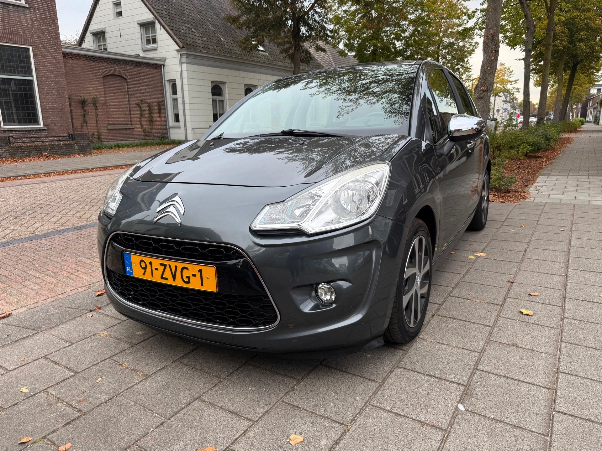Citroen C3 1.2 VTi Collection CLIMA EERSTE EIGENAAR DEALER O, Auto's, Voorwielaandrijving, Zwart, 1199 cc, 82 pk