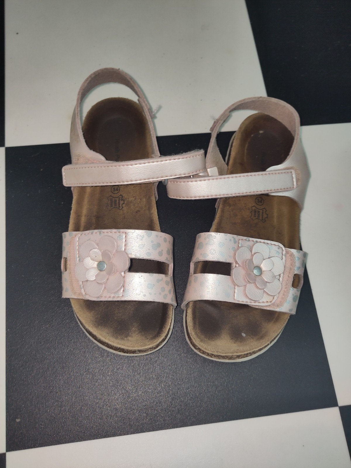 Hush Puppies sandalen maat 34, Ophalen of Verzenden, Zo goed als nieuw, Overige typen