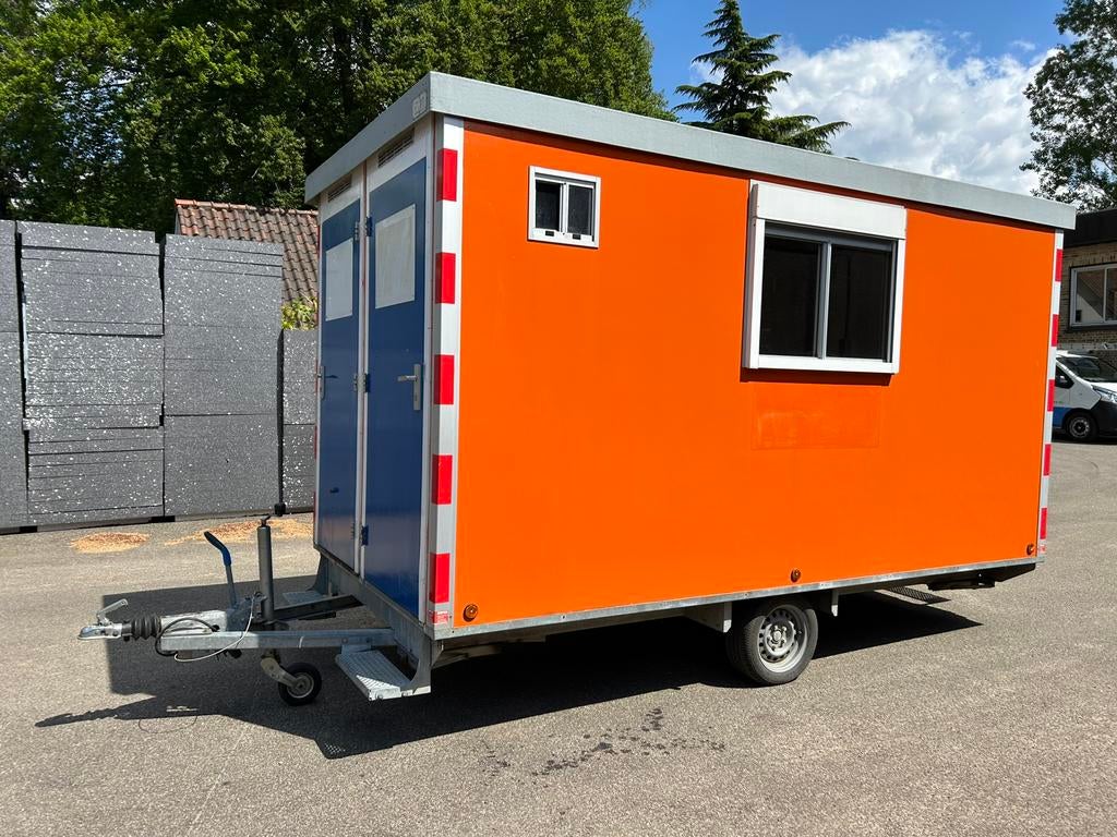 Brouwer snelverkeer Schaftwagen polyester WC + Toilet, Ophalen, Zo goed als nieuw