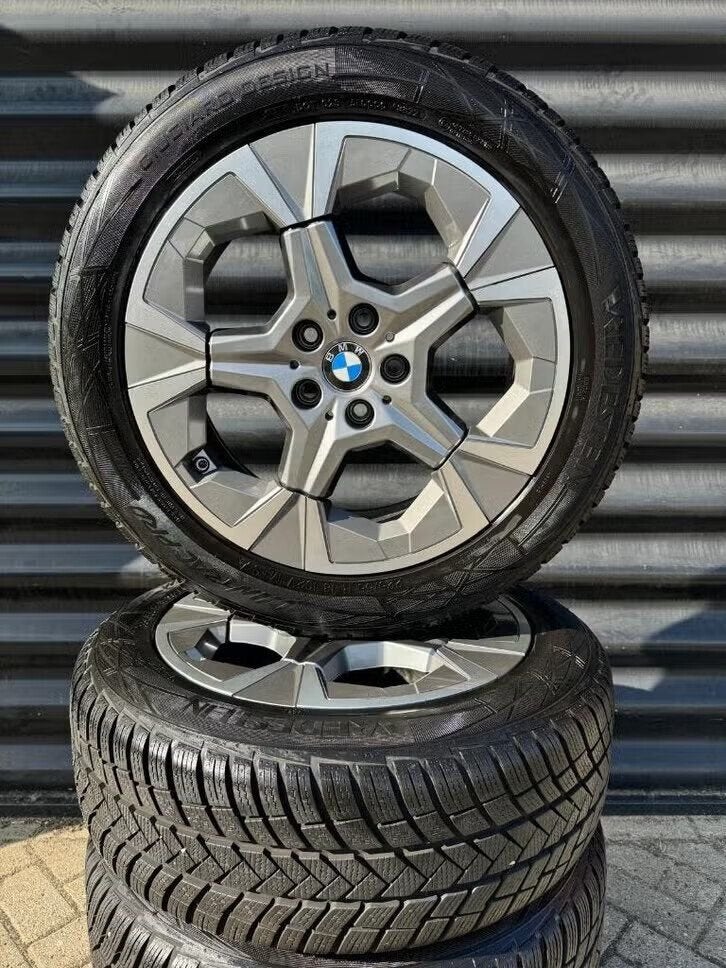 18” Orig BMW X1 iX1 U11 X2 iX2 U10 866 velgen winterbanden, Ophalen, 18 inch, Gebruikt, Banden en Velgen
