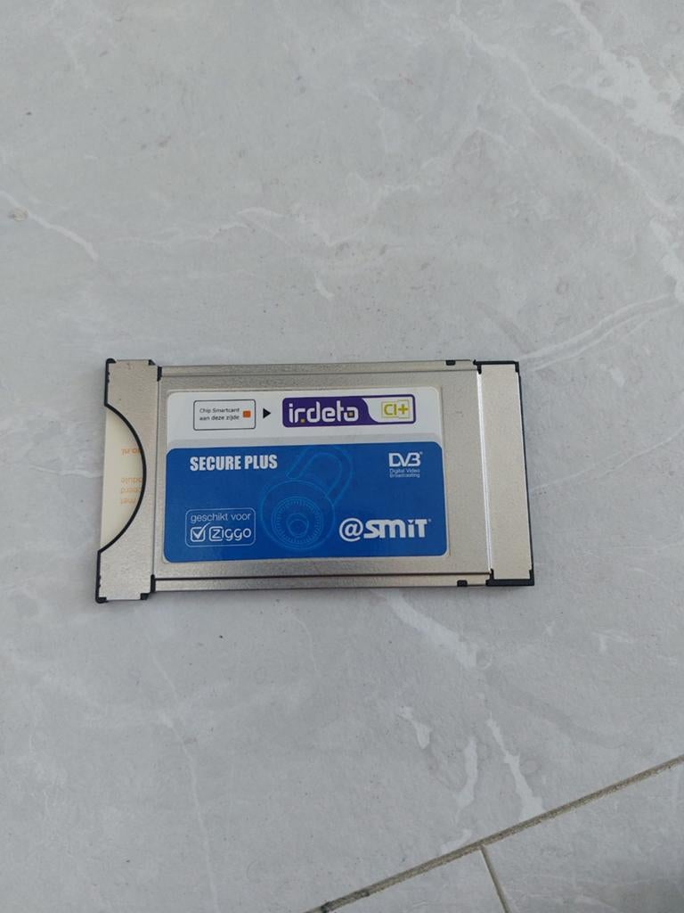 SMiT Irdeto CI+ Module voor Ziggo, Ophalen of Verzenden, Gebruikt, Decoder