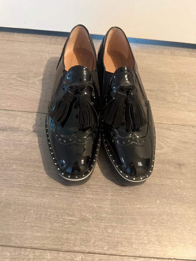 Nieuw!! Mascaro lak schoen maat 38, Ophalen, Zo goed als nieuw, Zwart, Sneakers of Gympen