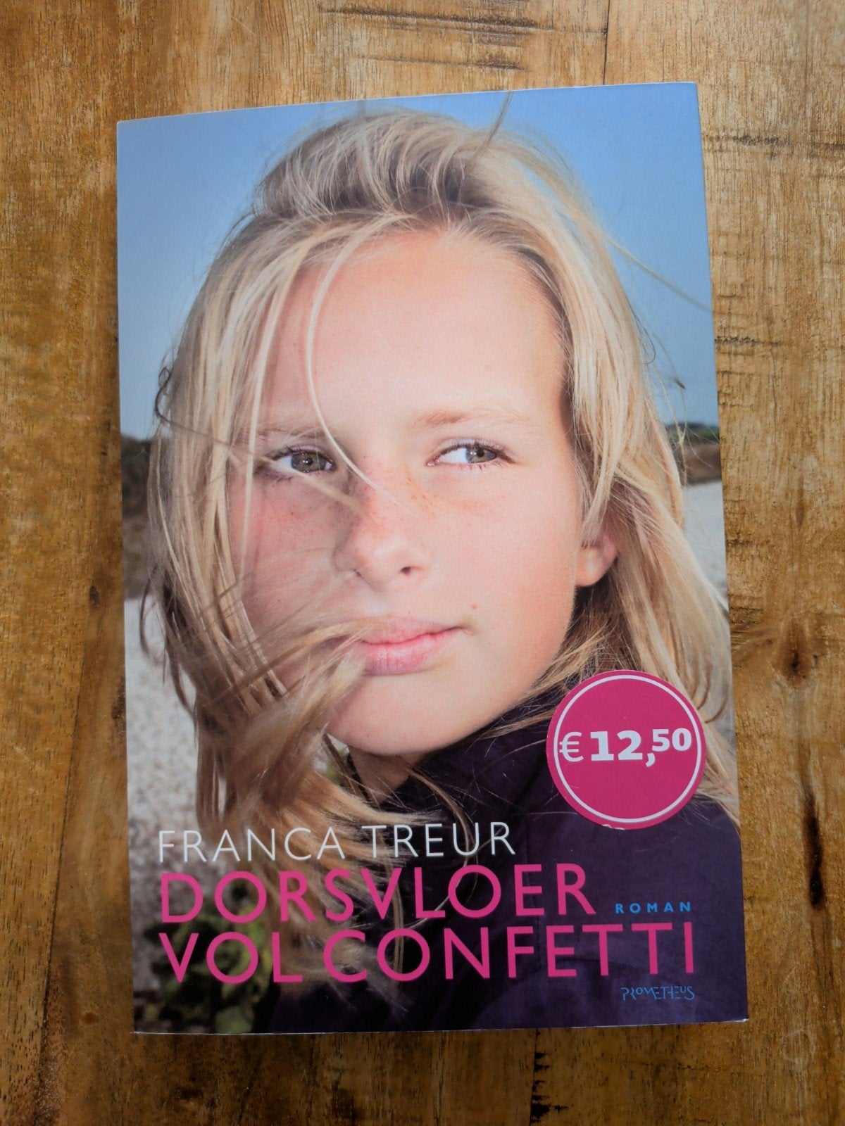 Franca Treur - Dorsvloer vol confetti, Ophalen of Verzenden, Zo goed als nieuw, Franca Treur