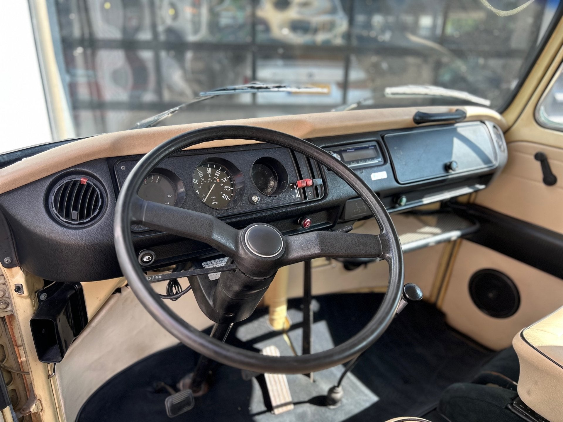 Volkswagen VOLKSWAGEN T2 | BTW | Leder, foto 9