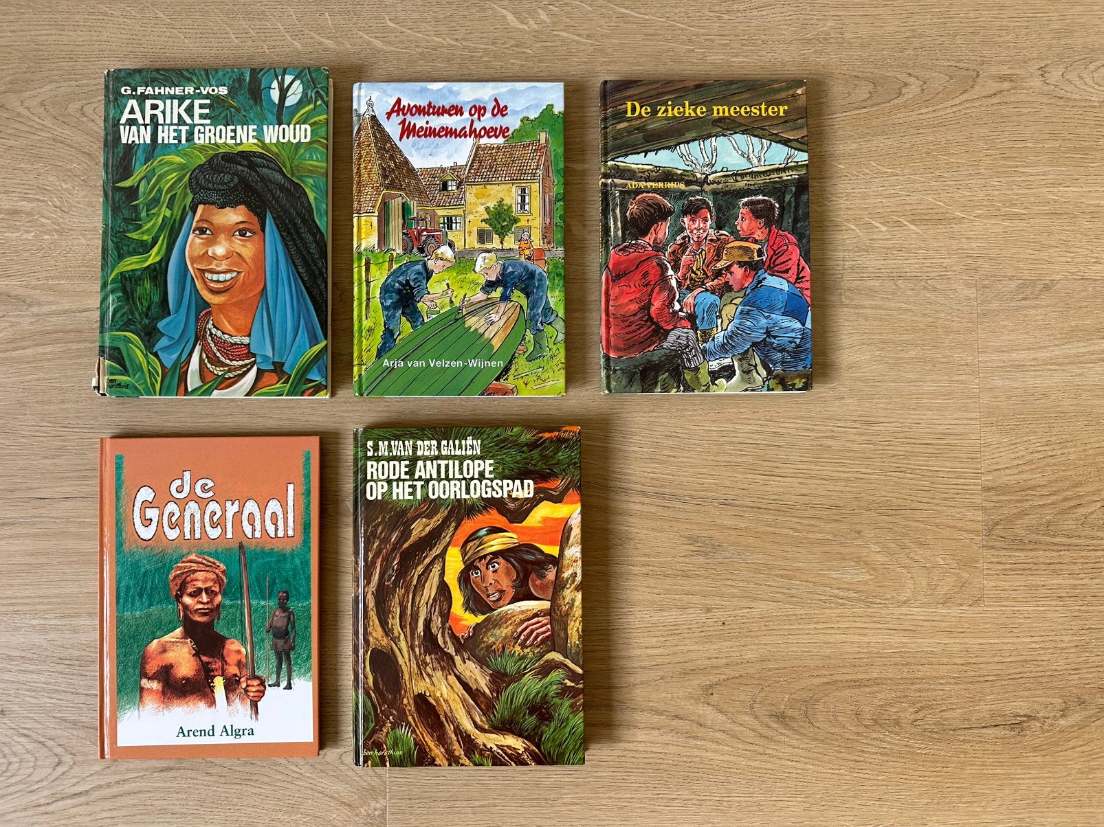 5 klassieke jeugdboeken | Avontuur en geschiedenis, Boeken, Ophalen of Verzenden, Gelezen, Kind en Jeugd