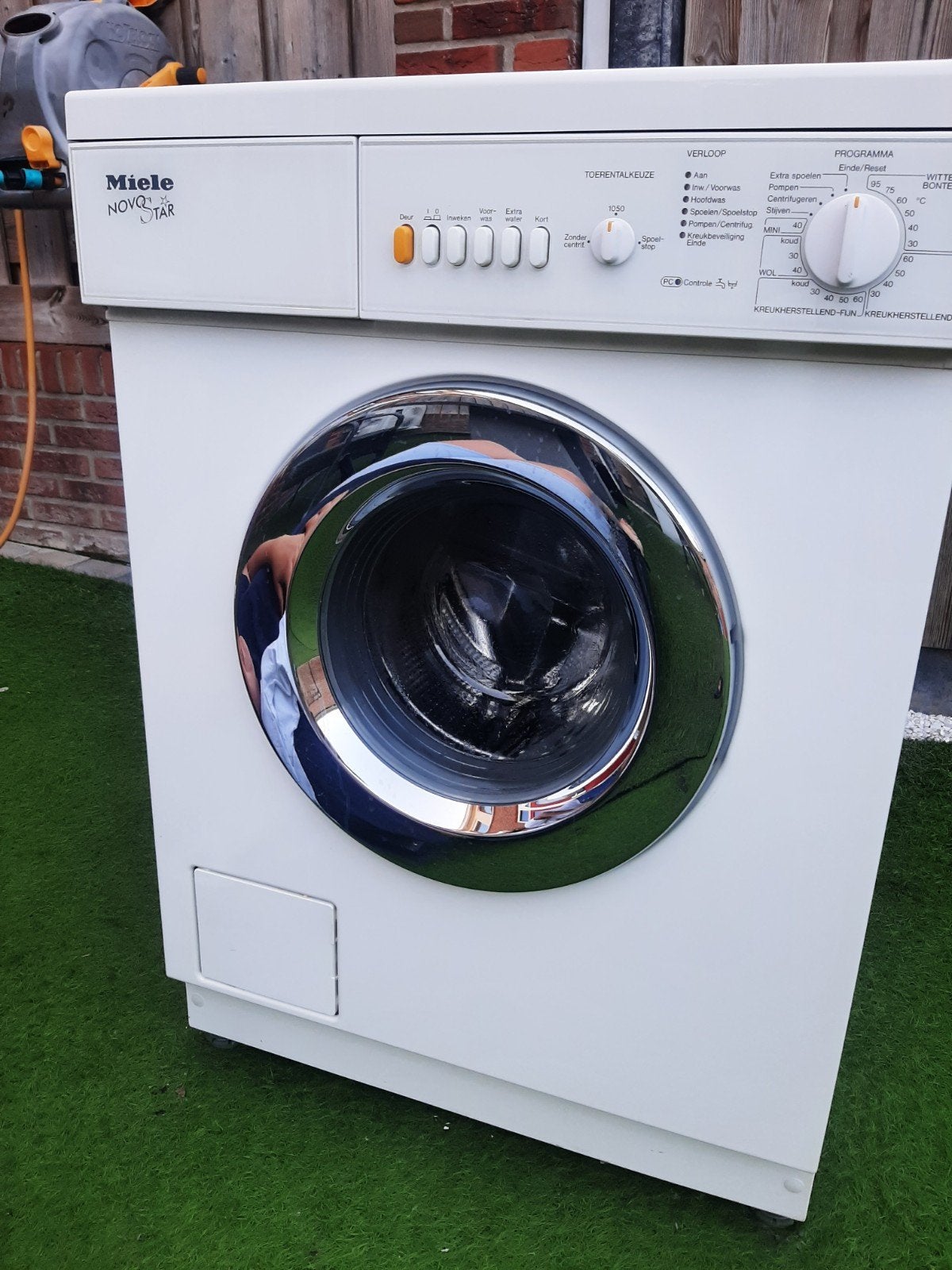 Miele Novostar Wasmachine - Overbodig wegens verhuizing, Gebruikt, Voorlader, 85 tot 90 cm, 1200 tot 1600 toeren