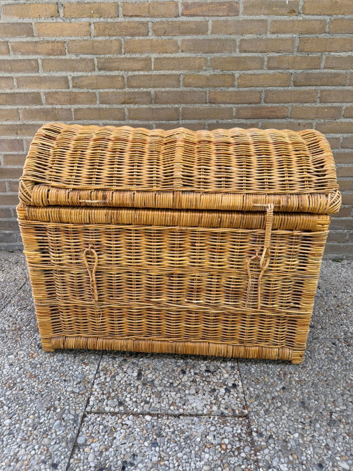 Gratis af te halen: grote rieten opbergmand, Huis en Inrichting, Woonaccessoires | Kisten, Ophalen, Gebruikt