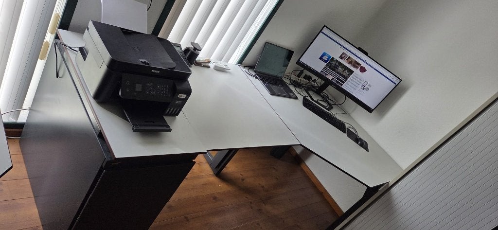Bureau modern, Ophalen, Gebruikt