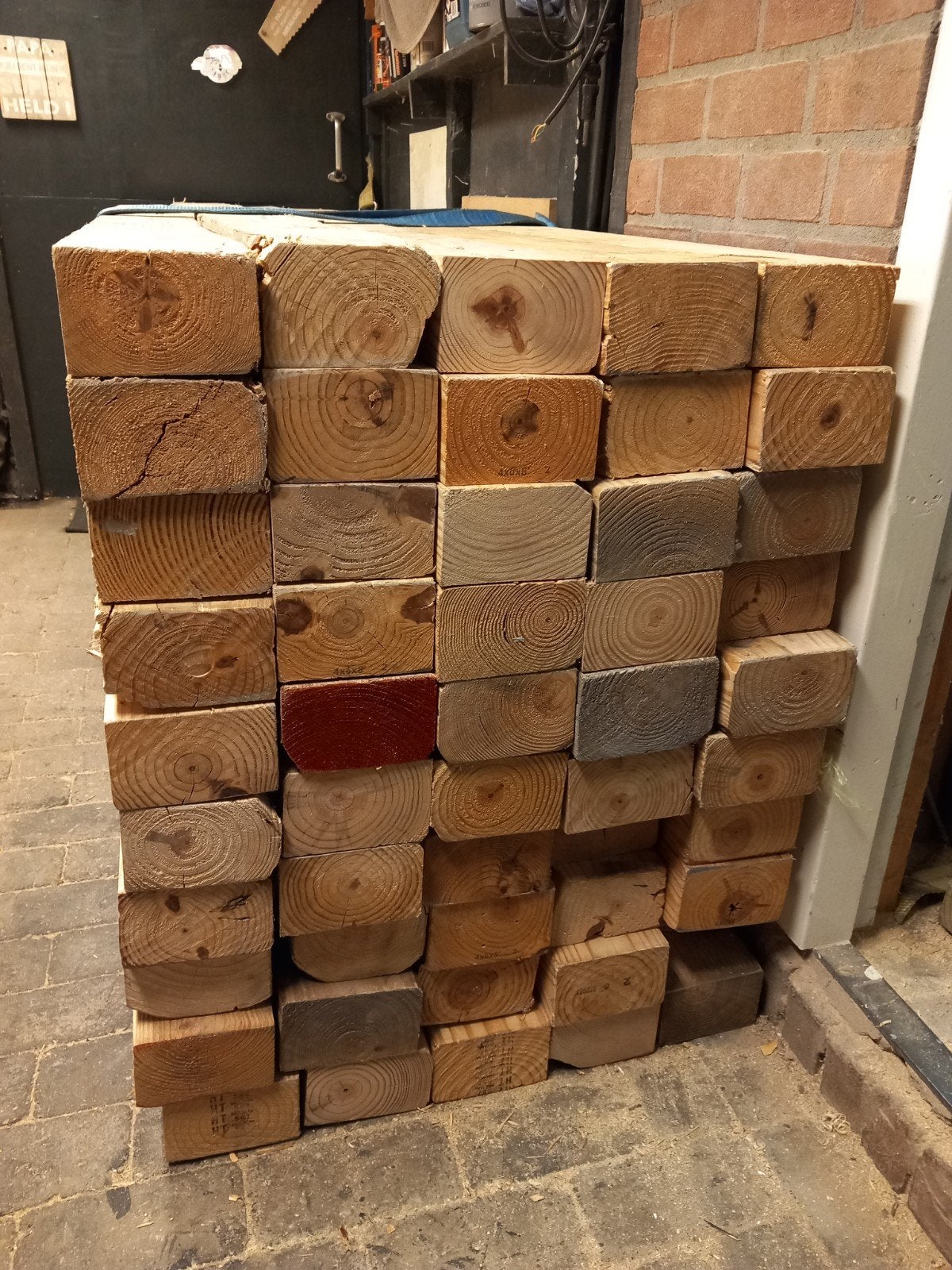 Te koop stevige balken, Ophalen, 180 tot 250 cm, Balken