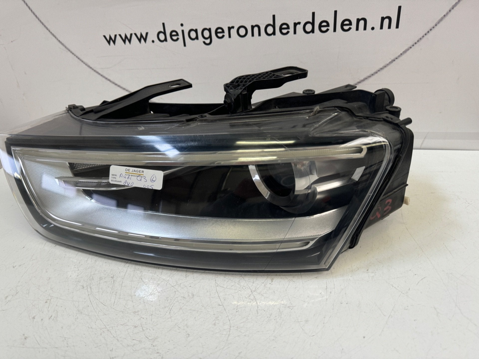 AUDI Q3 8U0 XENON LED KOPLAMP LINKS 8U0941005, Gebruikt, AUDI AG, Auto-Union-Strasse 1
85045  Ingolstadt, DE, Kundenbetreuung@audi.de