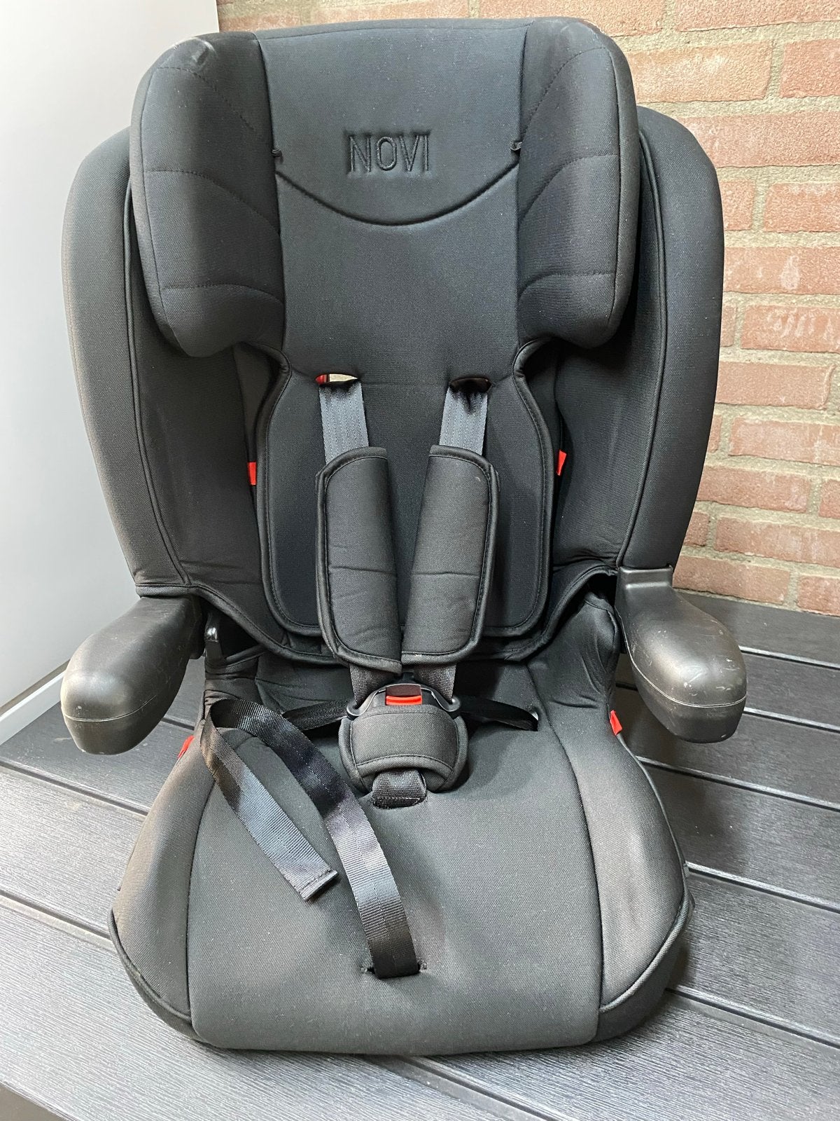 Novi Autostoeltje met Isofix, Kinderen en Baby's, Autostoeltjes, Gebruikt, Verstelbare rugleuning, 9 t/m 36 kg, Isofix