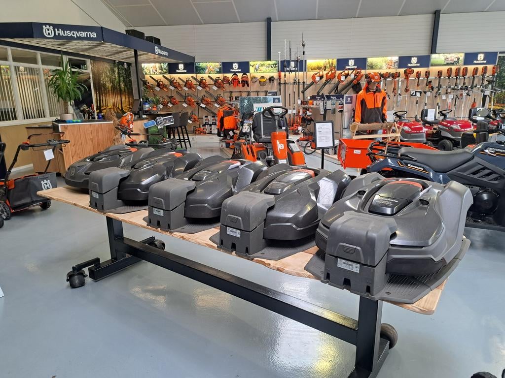 Diverse gebruikte Husqvarna robotmaaiers., Overige niveaus, Starter, Overige vormen