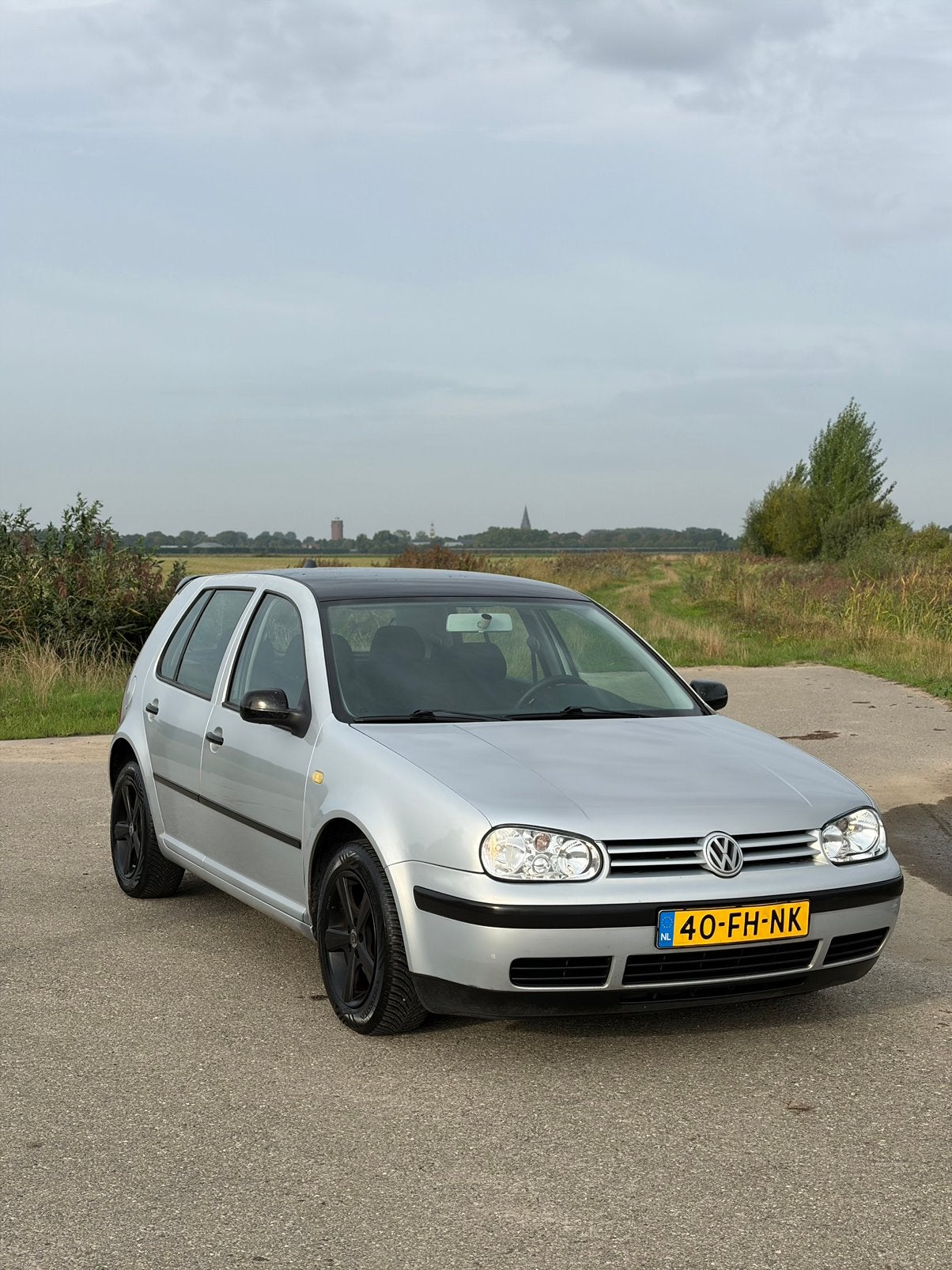 Volkswagen Golf 4 1.4 55KW 2000 Grijs nwe Apk handgeschakeld, Voorwielaandrijving, 74 pk, Zwart, 4 cilinders