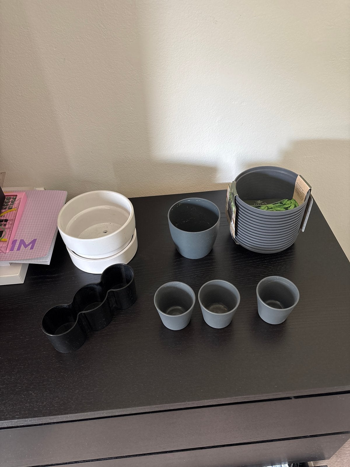 Diverse bloempotjes en plantenbakjes, Ophalen, Overige materialen, Binnen, Zo goed als nieuw