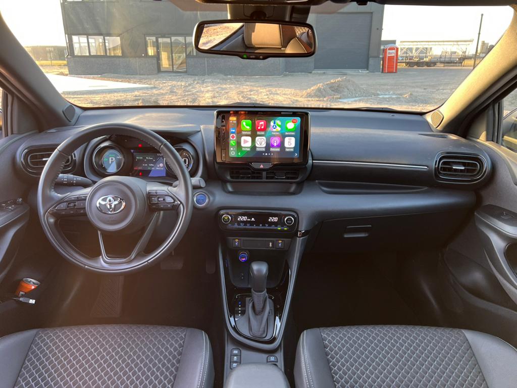 Toyota Yaris 1.5 2022 EXECUTIVE NAP GARANTIE DEALERON FULLOP, 450 kg, Blauw, Lichtsensor, Yaris