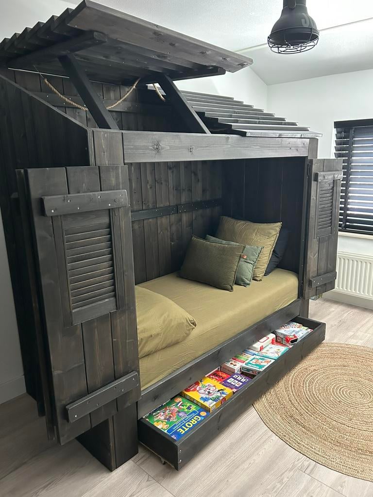Steigerhoutbed ( cabine), Ophalen of Verzenden, Zo goed als nieuw, Stapelbed