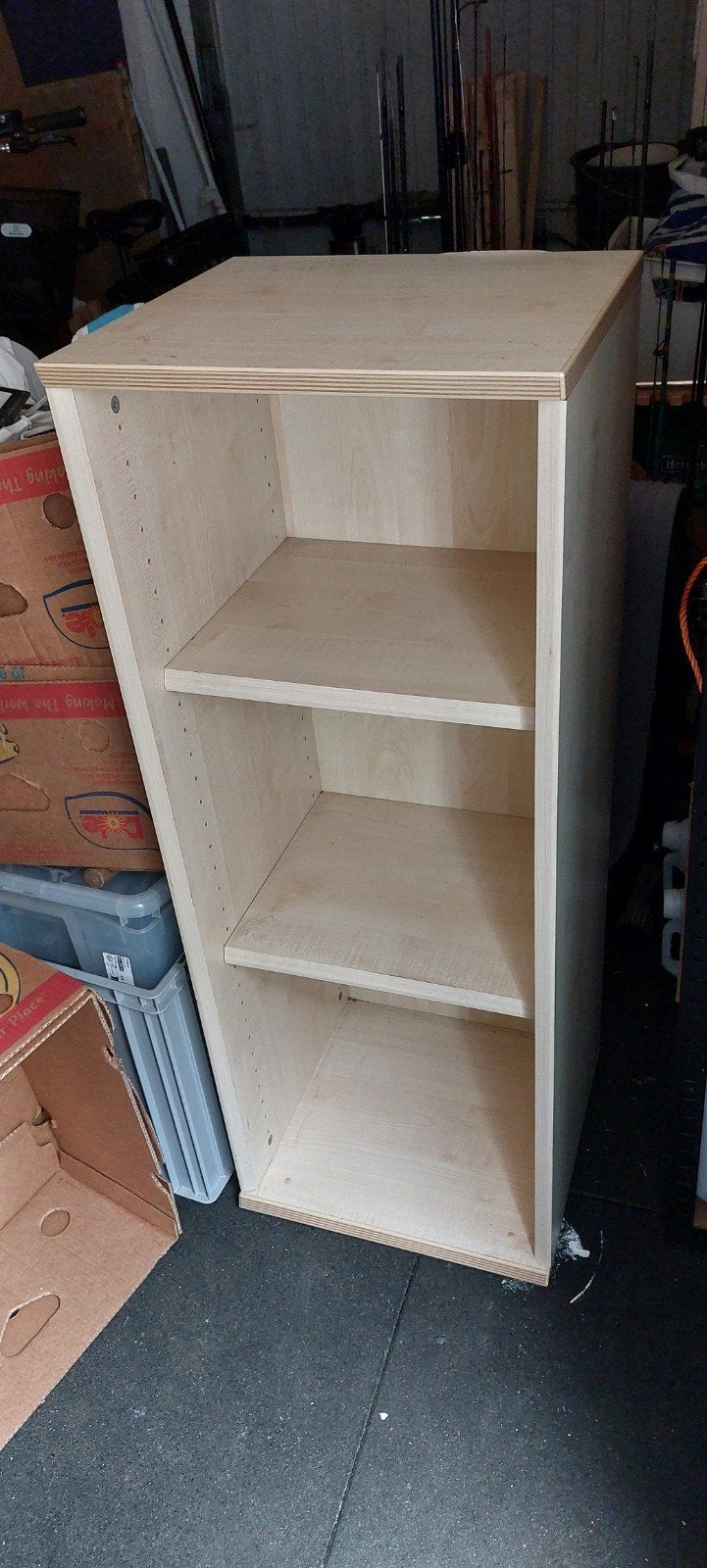 Gratis kastje met 1 instabiele plank (40x44x117 cm), Huis en Inrichting, Ophalen