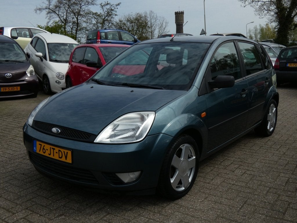 Ford Fiesta 1.4-16V First Ed. Nieuwe APK (bj 2002), Auto's, Ford, 15 km/l, Gebruikt, 4 cilinders, 49 €/maand