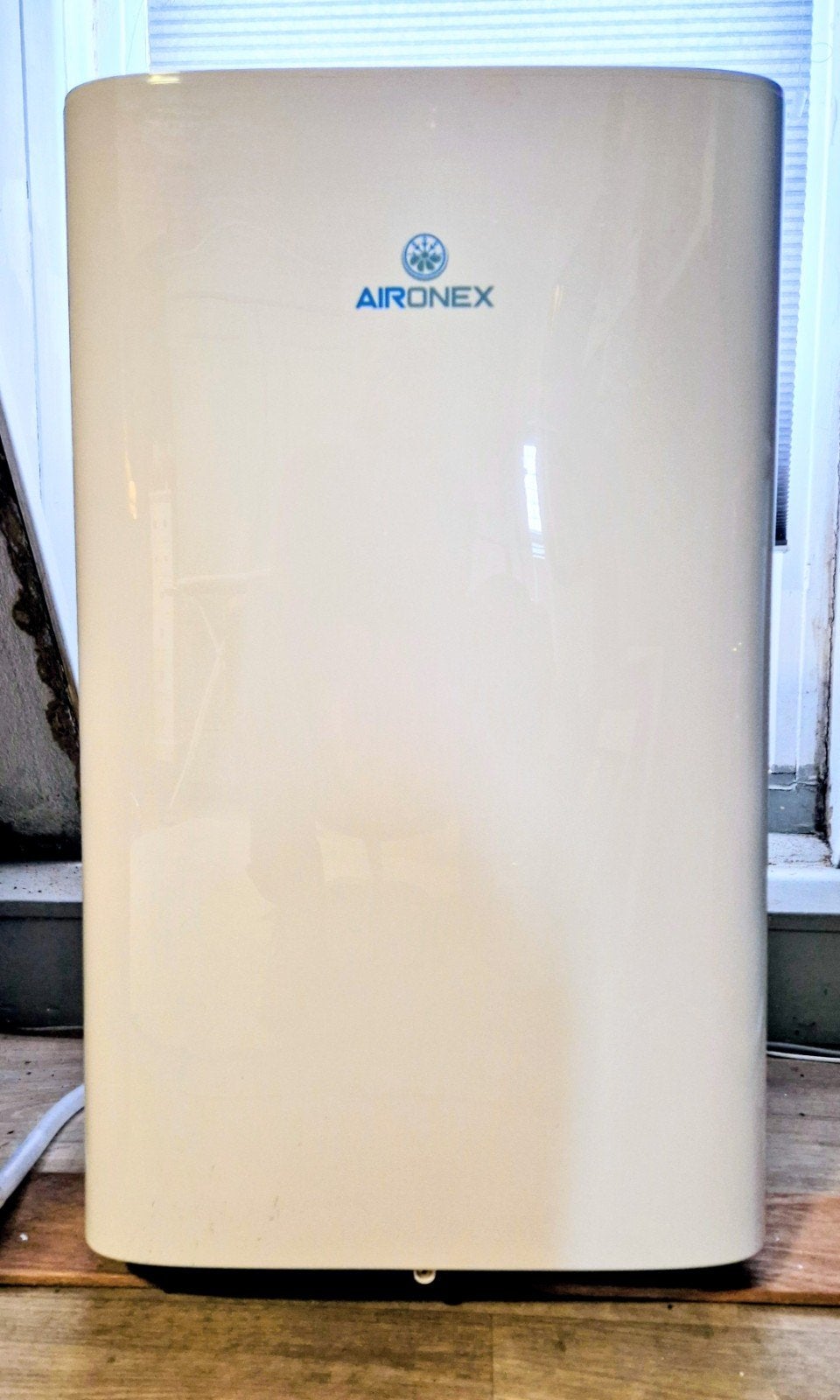 Z.g.a.n. Airco. Kleur wit, merk AIRONEX,, Ophalen, Koelen en Ontvochtigen, Minder dan 60 m³, 3 snelheden of meer