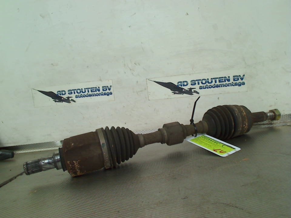 Aandrijfas Links Voor Dodge Caliber (2006-06/2009-12), Webaccessibility@stellantis.com, Gebruikt, Taurusavenue 1, Hoofddorp 2132 LS, , Nederland
