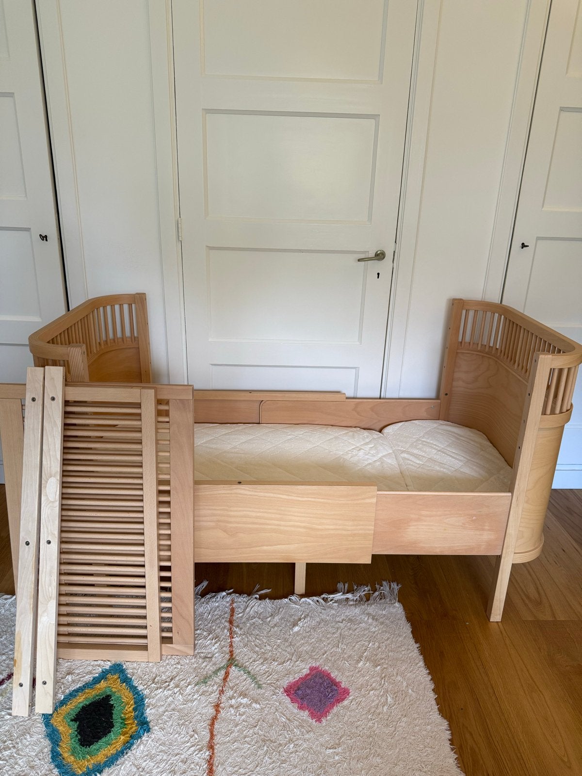 Sebra Kili meegroeibed Wooden Edition met anti-allergie matr, Ophalen, 70 tot 85 cm, Zo goed als nieuw, Minder dan 140 cm