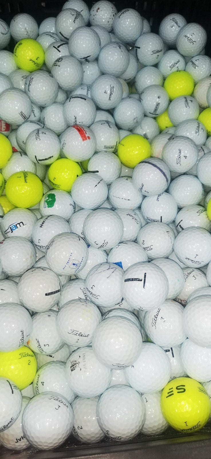 Titleist tour soft golfballen 100 stuks, Sport en Fitness, Golf, Ophalen of Verzenden
