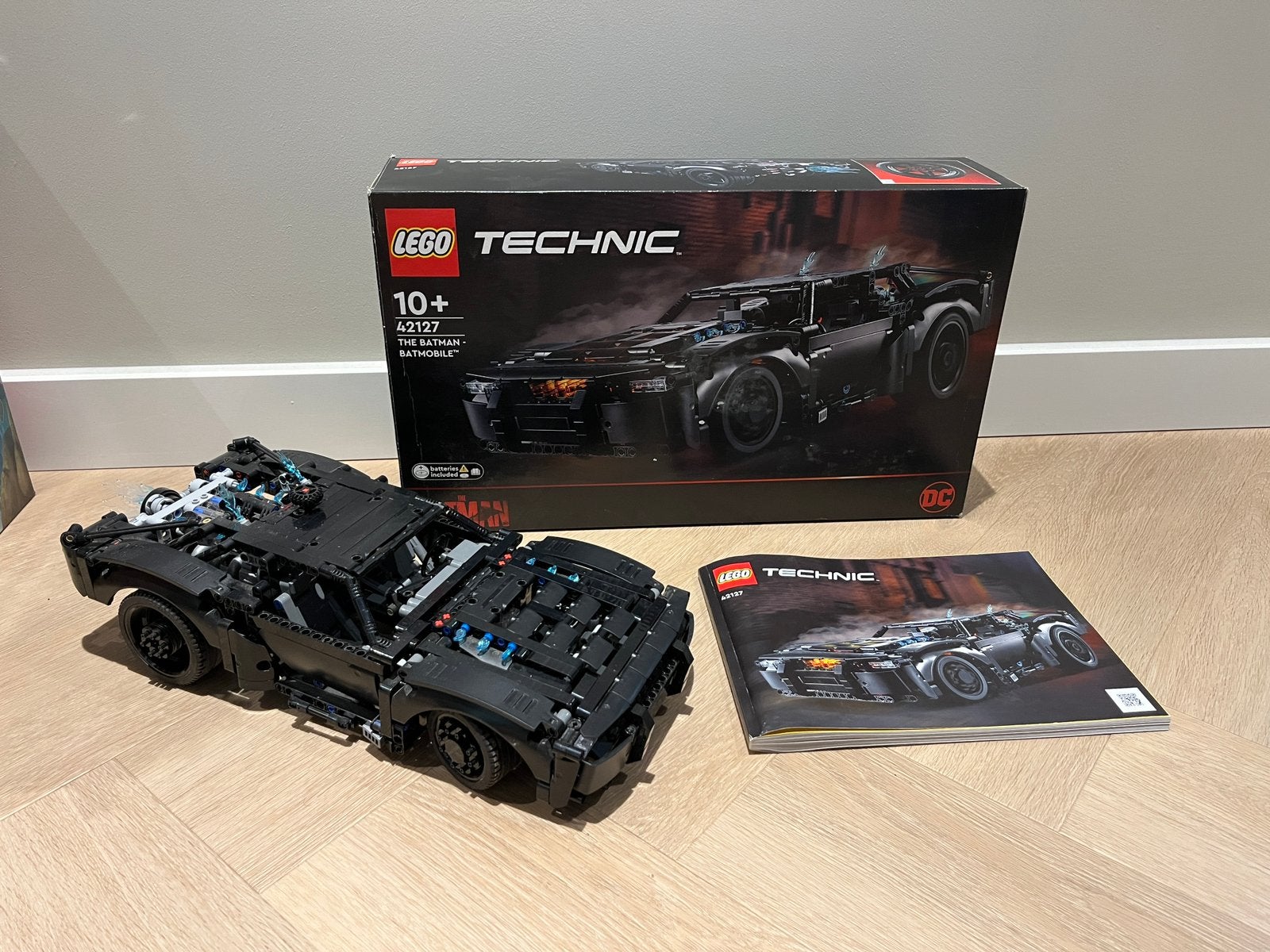 Lego technic 42127 The Batman - Batmobile, Ophalen of Verzenden, Zo goed als nieuw, Complete set, Lego