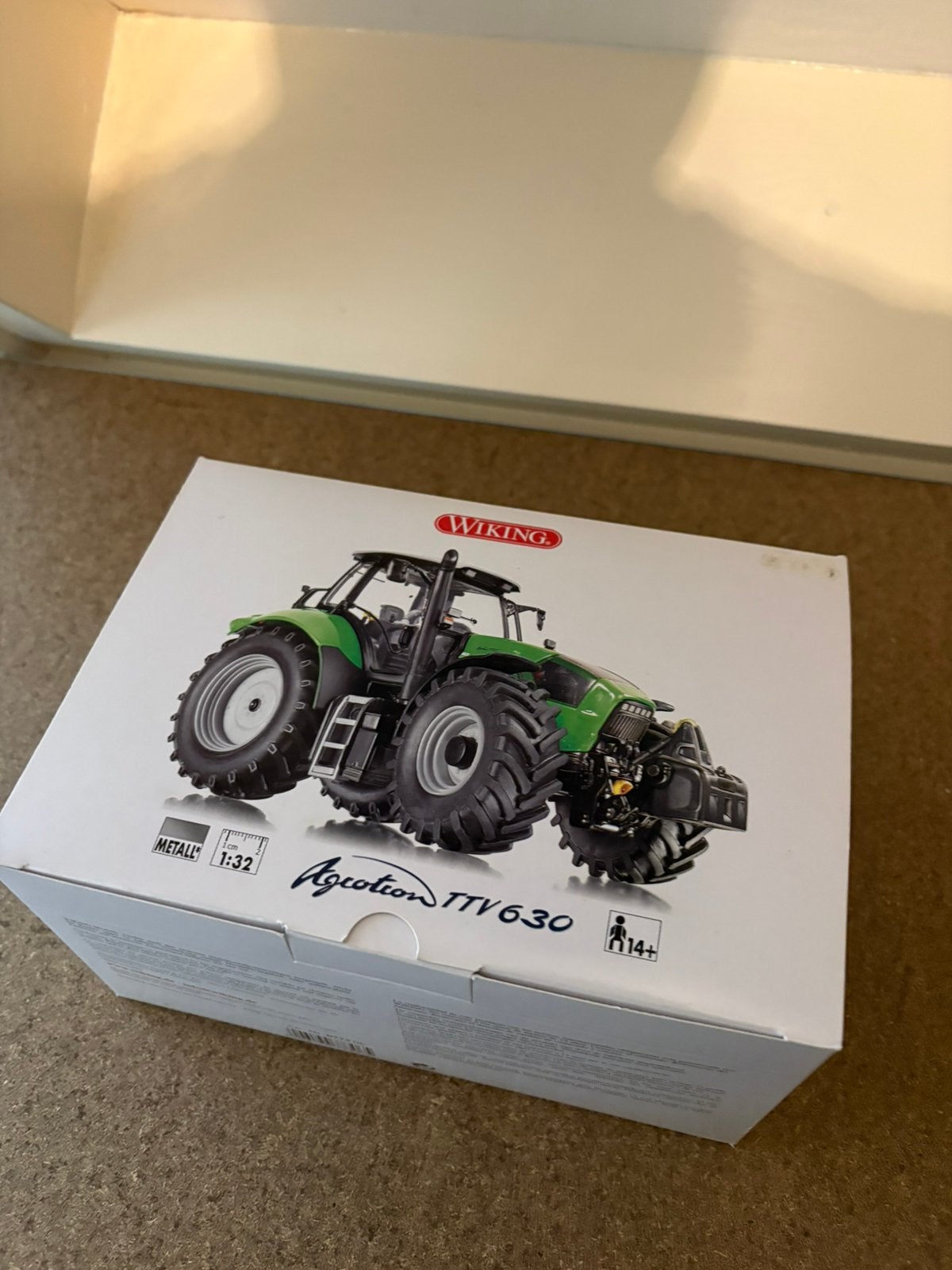Wiking Deutz-Fahr Agrotron TTV 630 Tractor 1:32, Hobby en Vrije tijd, Modelauto's | 1:32, Ophalen, Nieuw, Tractor of Landbouw
