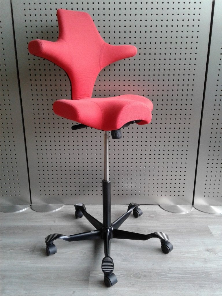 1x HAG Capisco 8106 (Hoog) (Rood), Heel Mooi!, Huis en Inrichting, Bureaustoelen, https://www.flokk.com/nl/netherlands/hag, HÅG