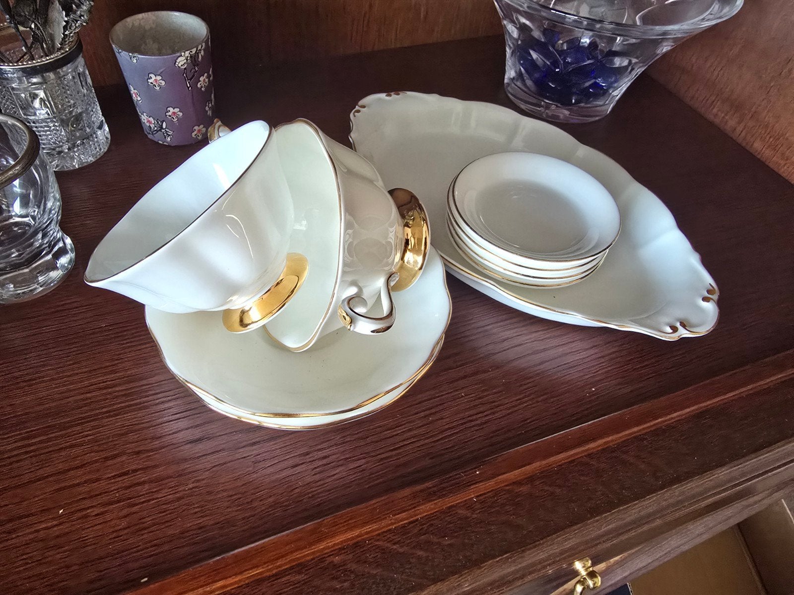 King Albert servies., Ophalen