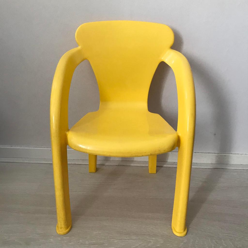 Kinderstoeltje / Kinderstoel Geel Plastic - Stoel voor kind, Ophalen of Verzenden, Gebruikt, Stoel(en)