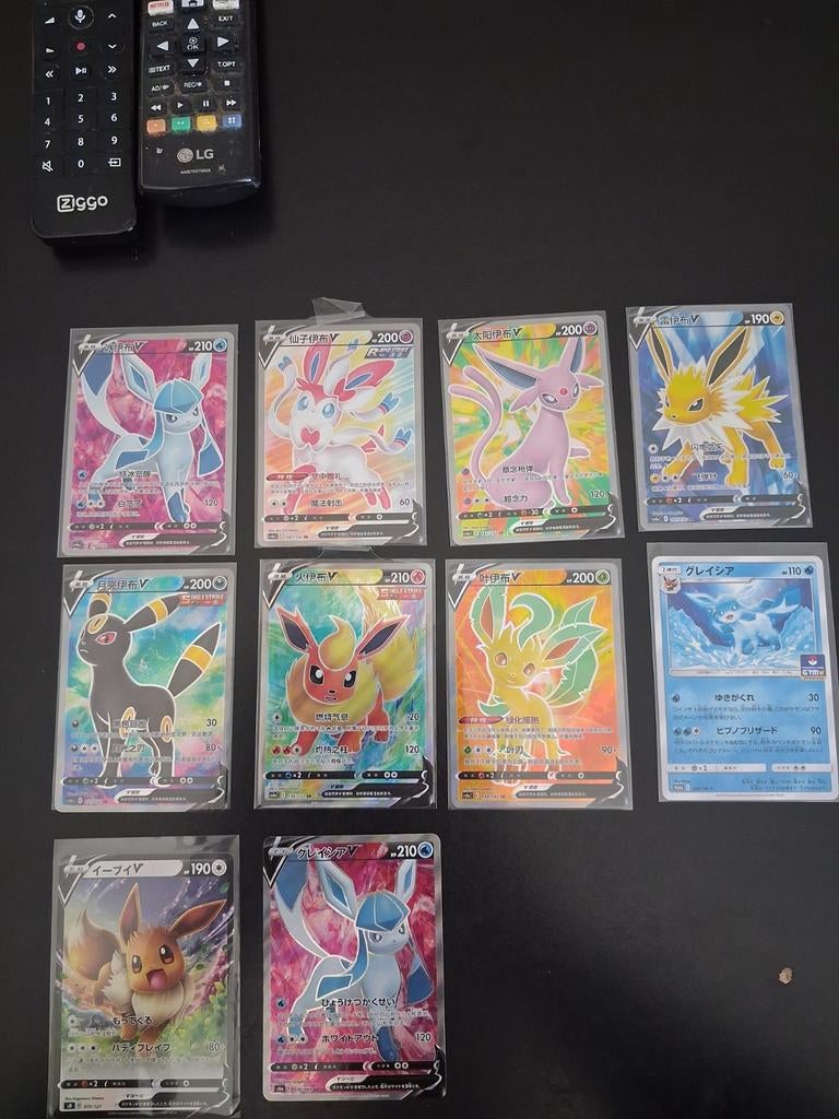 Pokemon kaarten- chinees en japans eeveelutions, Ophalen of Verzenden, Zo goed als nieuw, Meerdere kaarten