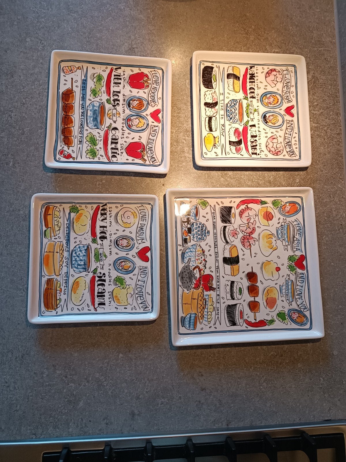Blond Amsterdam sushi set met noodle kom. ook los te koop., Huis en Inrichting, Ophalen, Aardewerk, Bord(en)