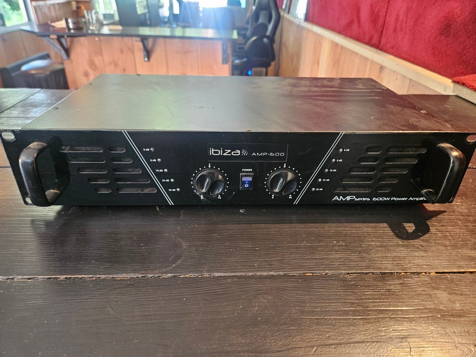 Versterker ibiza amp - 600, Audio, Tv en Foto, Versterkers en Receivers, Ophalen of Verzenden, 120 watt of meer, Overige merken