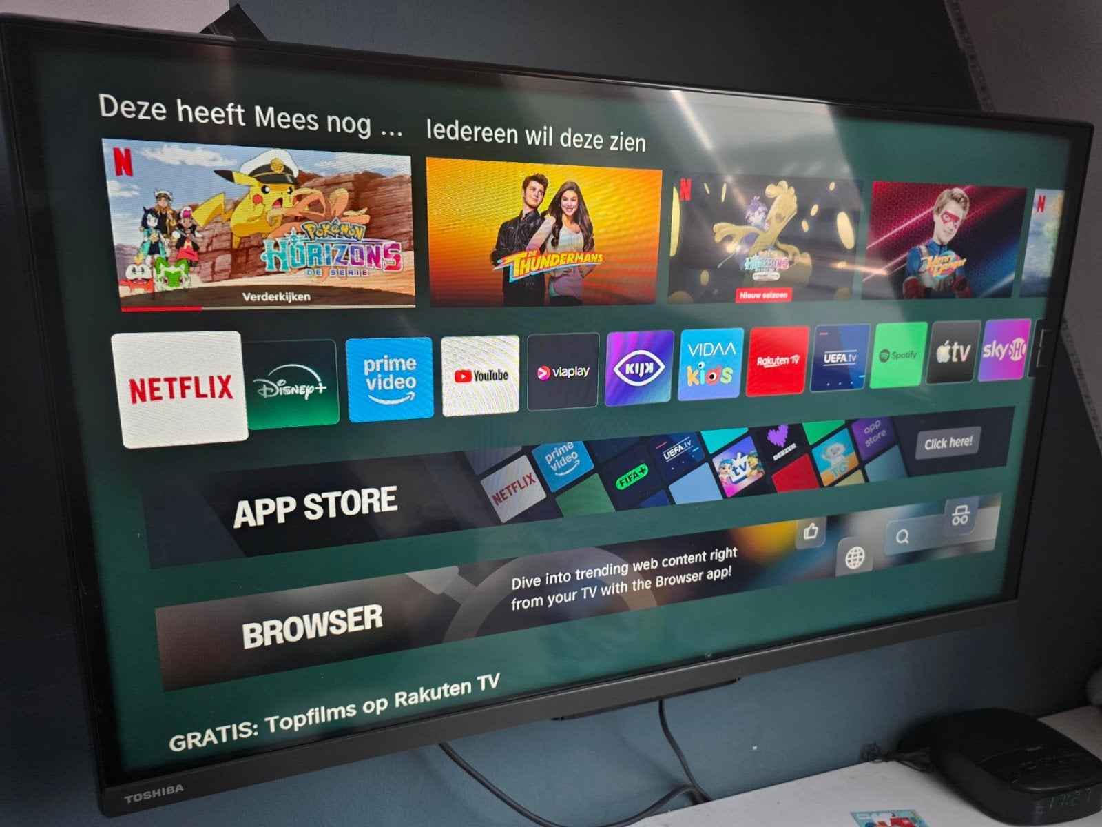 Toshiba 32LV3E63DG Smart TV 32inch, Toshiba, 50 Hz, Ophalen of Verzenden, Zo goed als nieuw