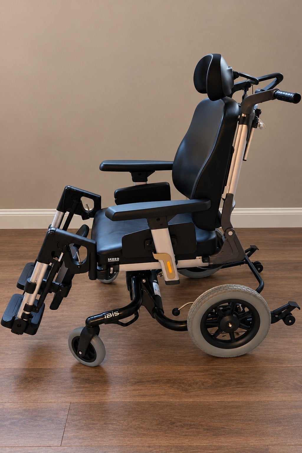 Ibis Breezy Sedeo Rolstoel, Ophalen, Zo goed als nieuw, Duwrolstoel