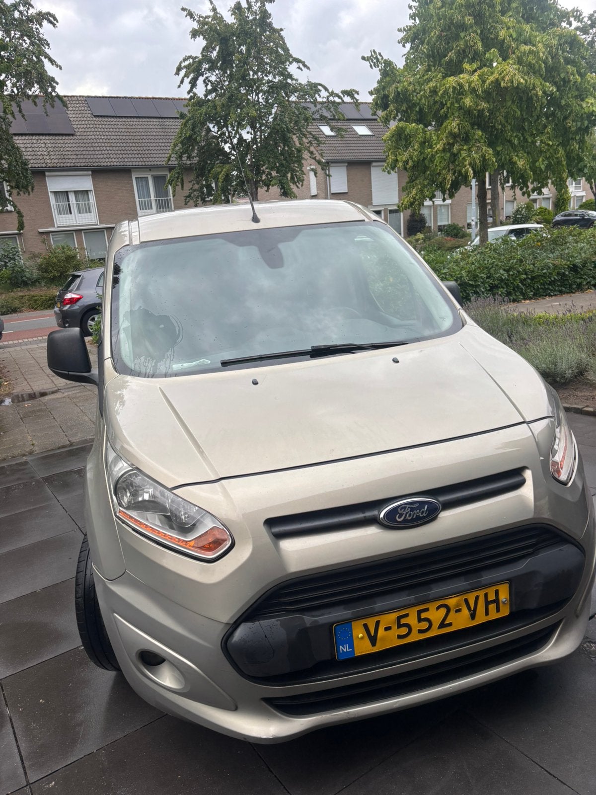 Ford Transit Connect 1.6 Tdci 70KW 2014 kleur champagne, 21 km/l, 1468 kg, Diesel, Particulier