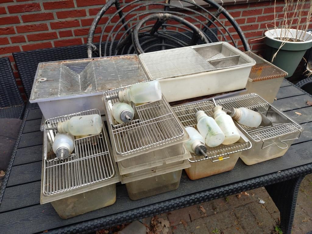 11 labbakken, Ophalen, Gebruikt, Kooi, Minder dan 60 cm