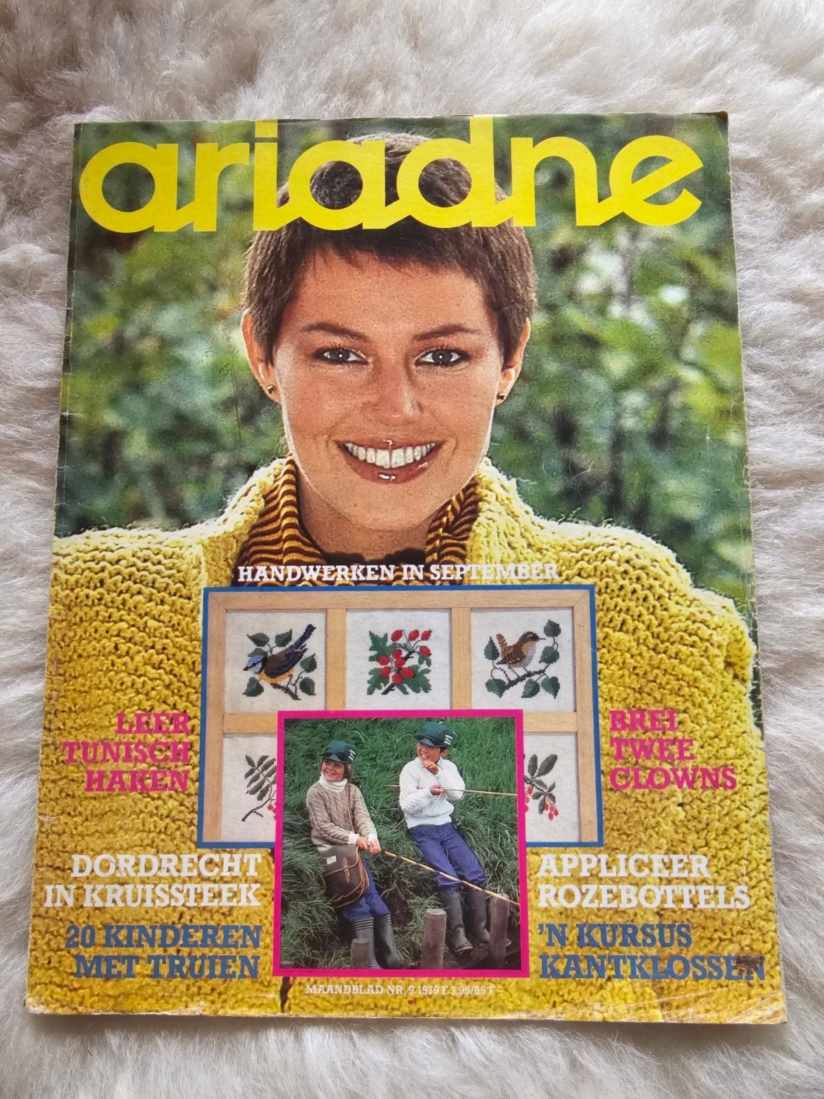 Vintage handwerk tijdschrift Ariadne nr 9. 1979, Ophalen of Verzenden, Zo goed als nieuw, Damesbladen